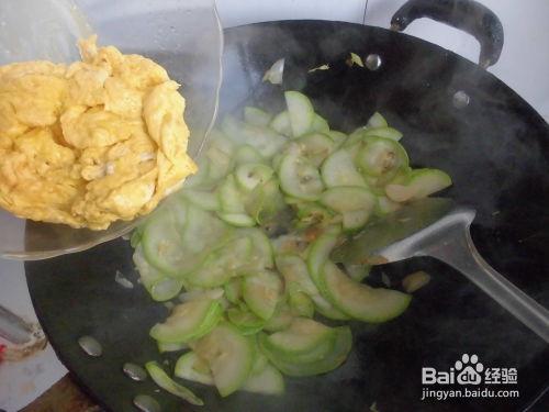 幼儿吃角瓜怎么炒着吃,幼儿美味营养佳肴