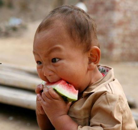 连线吃瓜男生,连线吃瓜男生揭秘校园八卦